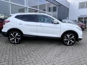 Nissan Qashqai thumbnail 14