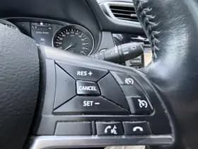 Nissan Qashqai thumbnail 18