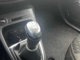 Renault Captur thumbnail 17