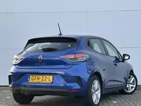 Renault Clio thumbnail 2