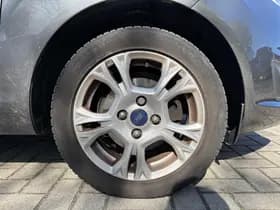 Ford Fiesta thumbnail 18