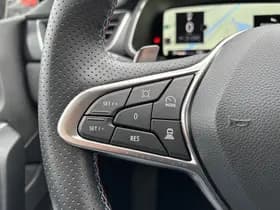 Renault Captur thumbnail 23