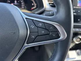 Renault Captur thumbnail 22