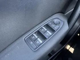 Renault Captur thumbnail 25