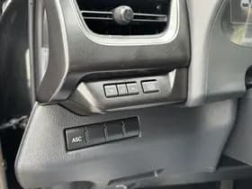 Lexus UX thumbnail 22