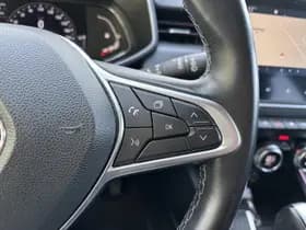 Renault Clio thumbnail 25