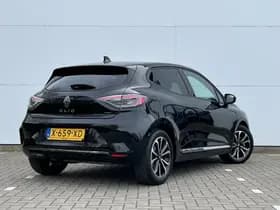 Renault Clio thumbnail 2