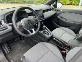 Renault Clio thumbnail 11