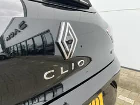 Renault Clio thumbnail 16