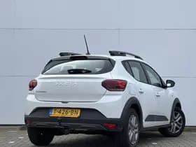Dacia Sandero Stepway thumbnail 2