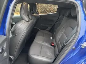 Renault Clio thumbnail 24