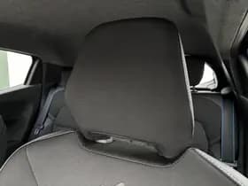 Renault Clio thumbnail 25