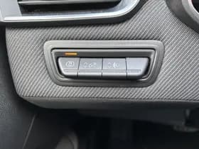 Renault Clio thumbnail 30
