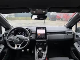 Renault Clio thumbnail 3