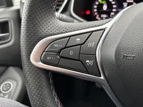 Renault Clio thumbnail 28