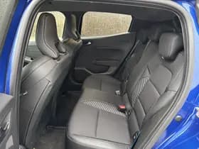 Renault Clio thumbnail 8