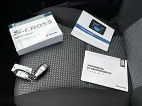 Suzuki S-Cross thumbnail 14