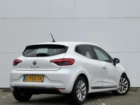 Renault Clio thumbnail 2
