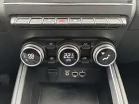 Renault Clio thumbnail 9
