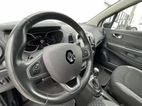 Renault Captur thumbnail 16