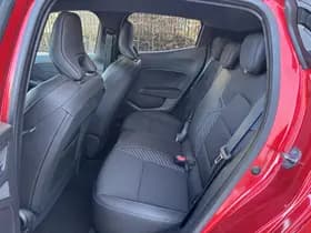 Renault Clio thumbnail 8