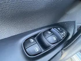 Nissan Qashqai thumbnail 18