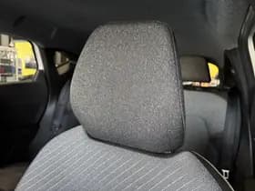 Renault Captur thumbnail 24