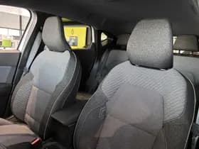 Renault Captur thumbnail 7