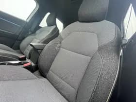 Renault Captur thumbnail 23