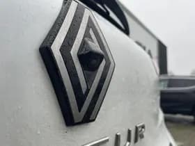 Renault Captur thumbnail 24
