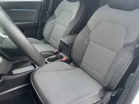 Renault Captur thumbnail 7
