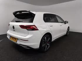 Volkswagen Golf thumbnail 2
