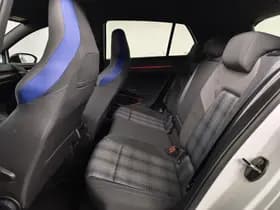 Volkswagen Golf thumbnail 8