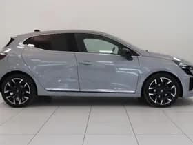 Renault Clio thumbnail 18