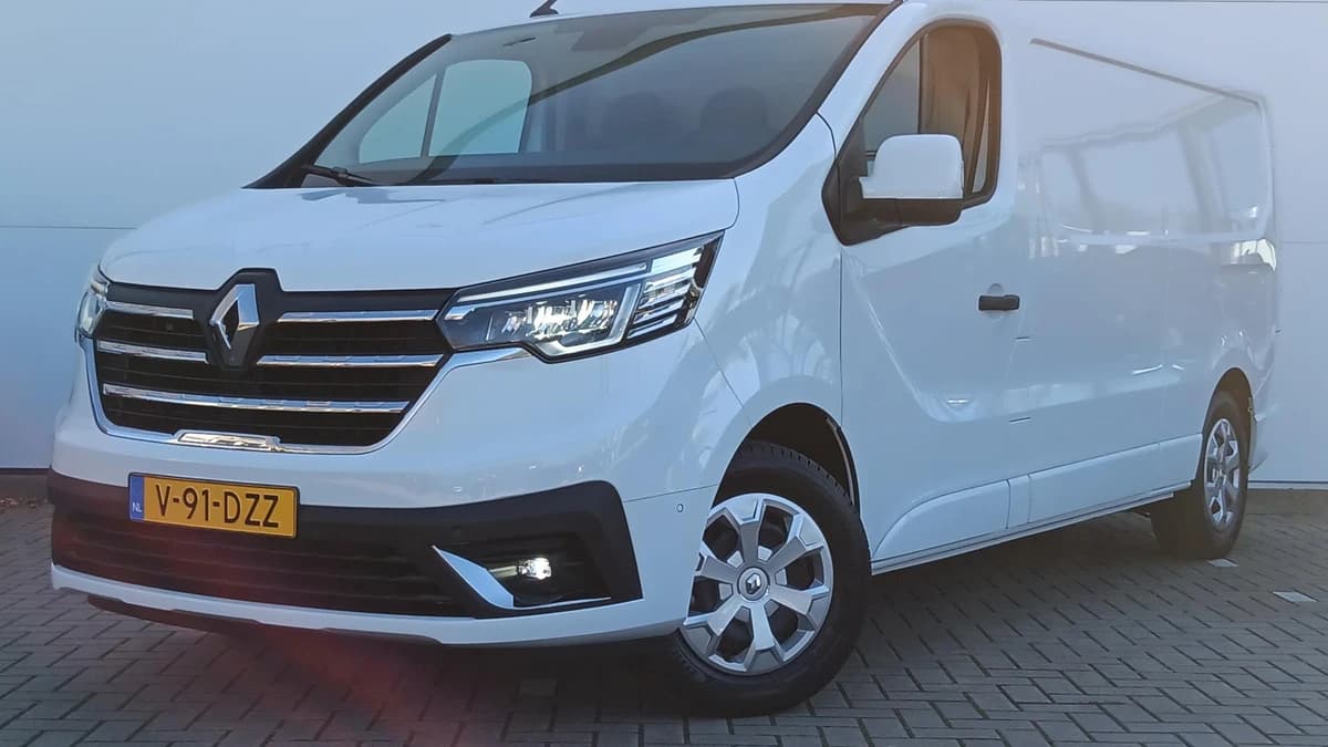 Renault Trafic — foto 1