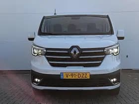 Renault Trafic thumbnail 2