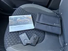 Renault Captur thumbnail 14