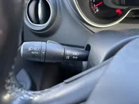 Renault Captur thumbnail 24