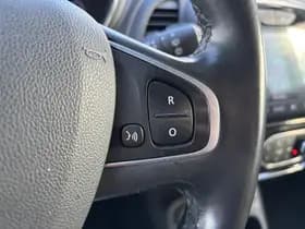 Renault Captur thumbnail 27