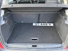 Renault Captur thumbnail 9
