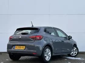 Renault Clio thumbnail 2