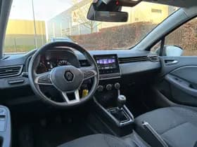 Renault Clio thumbnail 9