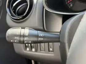 Renault Clio thumbnail 26