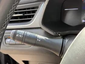 Renault Captur thumbnail 25