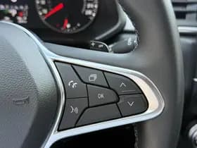 Renault Captur thumbnail 20