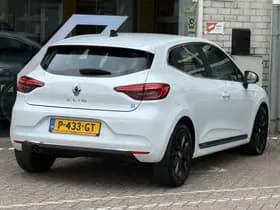 Renault Clio thumbnail 32