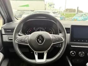 Renault Clio thumbnail 10