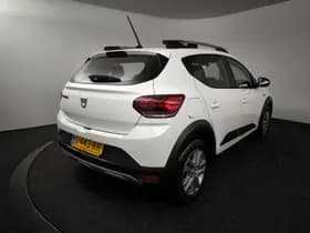 Dacia Sandero Stepway thumbnail 2