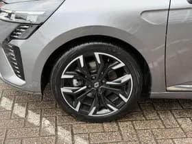 Renault Clio thumbnail 23