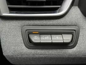Renault Clio thumbnail 26